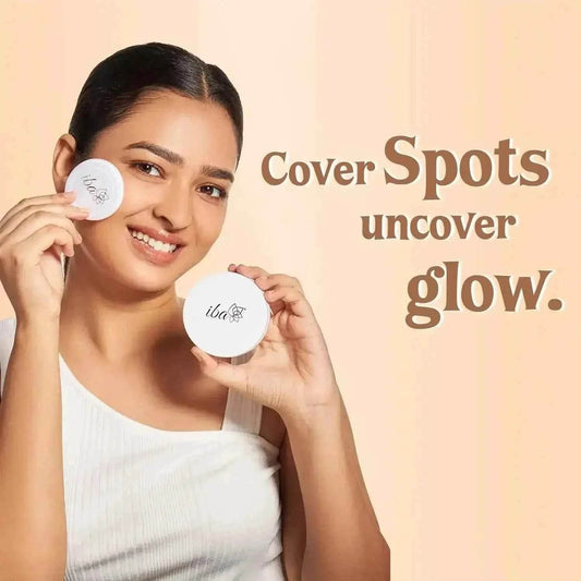 Iba Pure Skin Mattifying Compact – Medium Shell (9g) | Long Wear | Oil-Free Matte Finish with SPF 15 | Even Coverage | Natural, Halal & Vegan Makeup